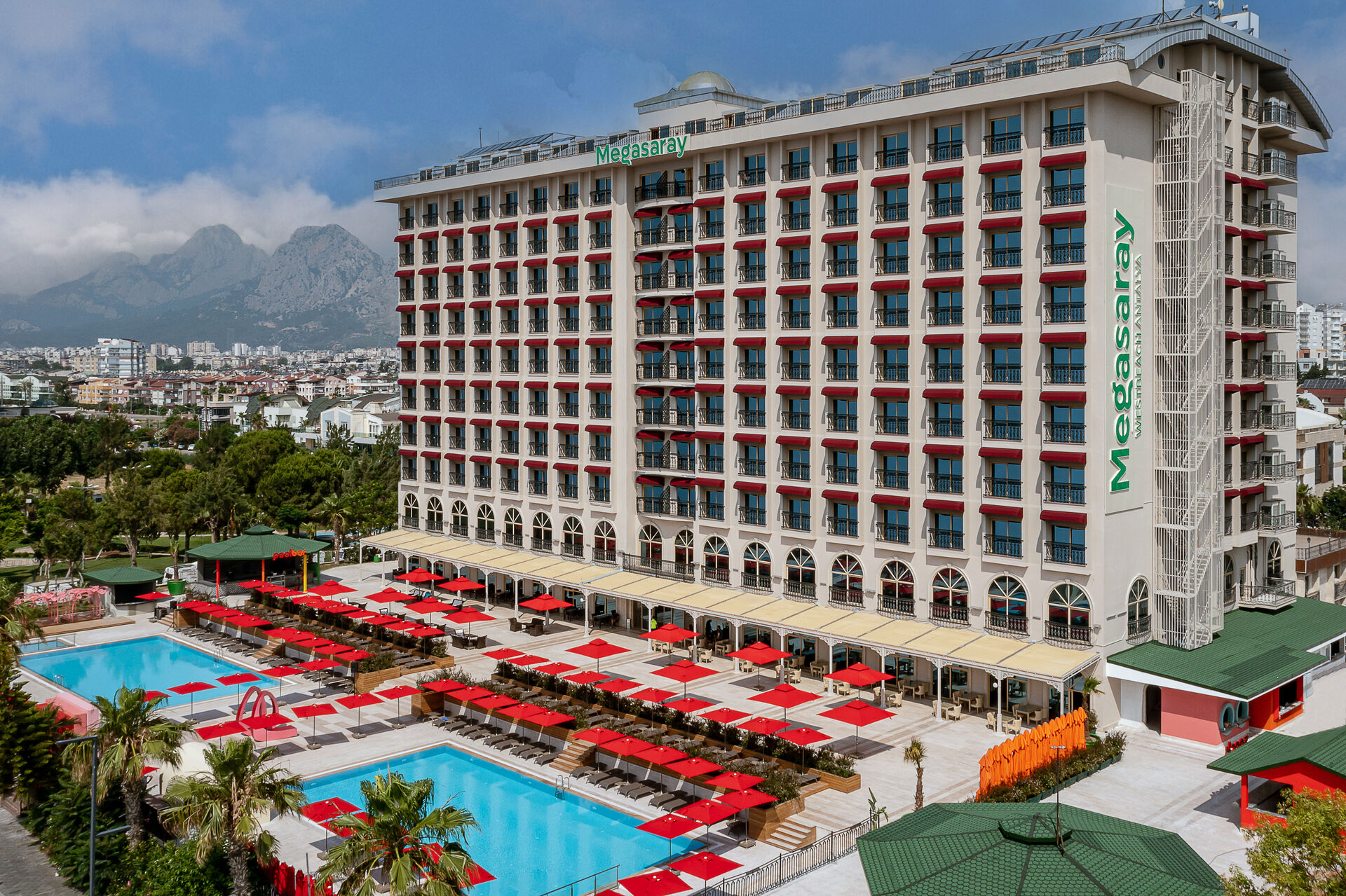 Megasaray Westbeach Antalya 5*